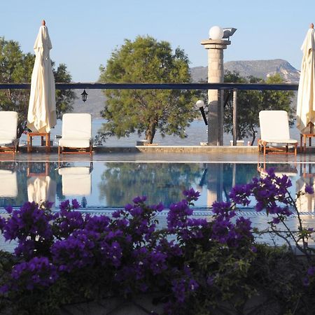Lagada Beach Hotel Адамас Экстерьер фото