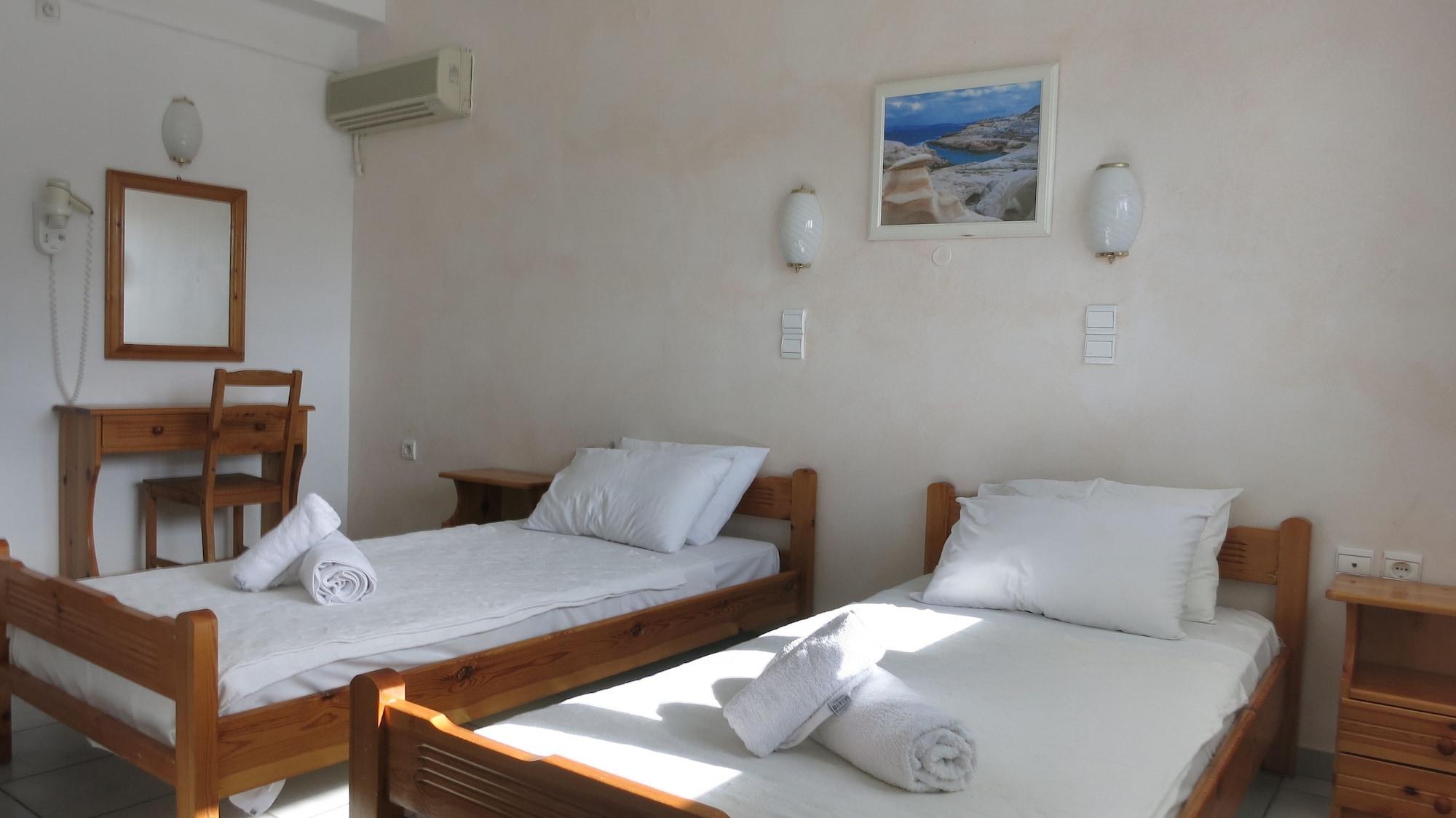 Lagada Beach Hotel Адамас Экстерьер фото